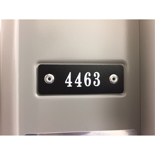 Plaque num&eacute;rot&eacute;e pour casier GTA Hardware Inc