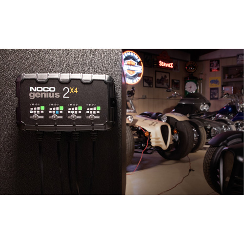 Genius&reg; 2X4 4-Bank, 8-Amp Battery Charger GTA Hardware Inc