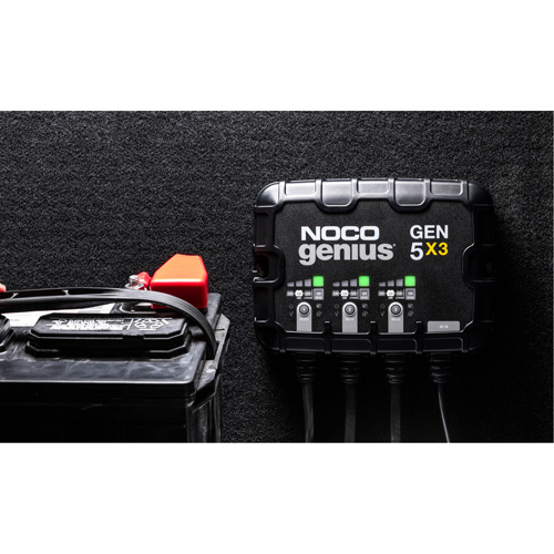 Genius&reg; Gen5X3 3-Bank, 15-Amp On-Board Battery Charger GTA Hardware Inc