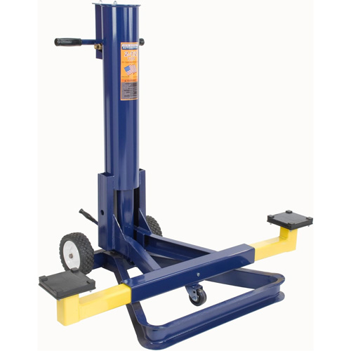 V&eacute;rin &agrave; fourche pneumatique, Capacit&eacute; de 2,5 tonne(s) GTA Hardware Inc