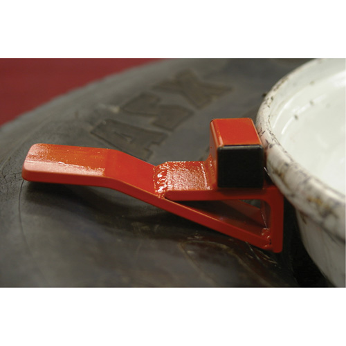 Heavy-Duty Bead Demounting Wedge GTA Hardware Inc