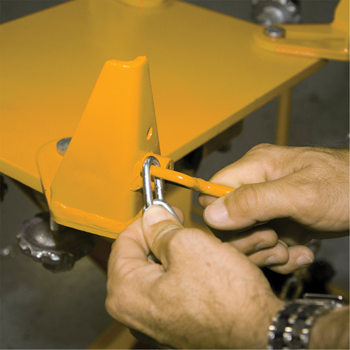 Yellow Jackit Transmission Jack, 2.2 Ton(s) Lifting Capacity GTA Hardware Inc