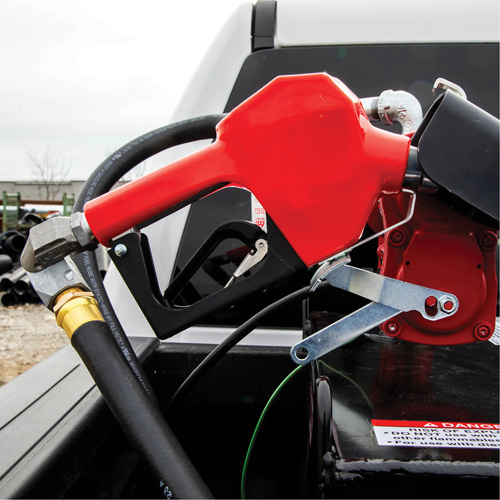 Pistolet de distribution automatique rouge pour essence GTA Hardware Inc