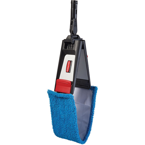 Adaptable Flat Mop Kit GTA Hardware Inc