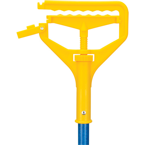 Handle with Clip, Fibreglass/Plastic, Open Gate Tip, 60" Length GTA Hardware Inc