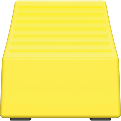 Cale de roue ultra-robuste pour l'exploitation mini&egrave;re Checkers Safety sans support, PEHD, Jaune, 14-1/2" la x 17-1/2" p x 16" h GTA Hardware Inc