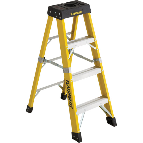 Industrial Heavy-Duty Stepladders (6400 Series), 4', Fibreglass, 300 lbs. Capacity, Type 1A GTA Hardware Inc