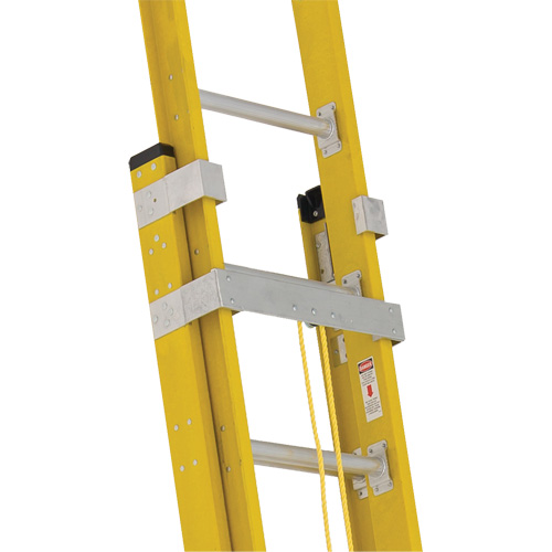 Industrial Heavy-Duty Extension Ladders (6200 Series), 375 lbs. Cap., 13' H, Grade 1AA GTA Hardware Inc
