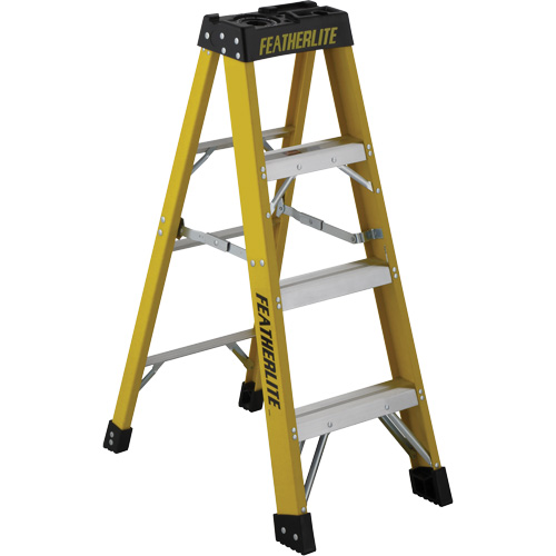 Industrial Heavy-Duty Stepladders (6900 Series), 4', Fibreglass, 300 lbs. Capacity, Type 1A GTA Hardware Inc