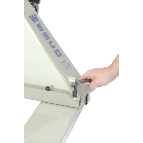 Transpalettes &agrave; largeur r&eacute;glable, 48" lo x 27" la, Capacit&eacute; 5500 lb GTA Hardware Inc