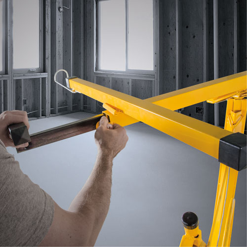 Appareils de levage pour panneaux de cloisons s&egrave;ches GTA Hardware Inc