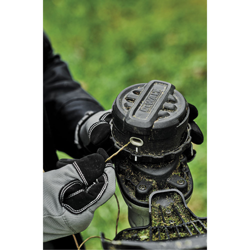 coupe-bordure sans fil Max*, 13", &agrave; pile, 20 V GTA Hardware Inc