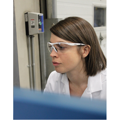 Z1500 Series Safety Glasses, Clear Lens, Anti-Scratch, Meets/Exceeds CSA Z94.3 GTA Hardware Inc