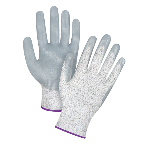 Gants haute performance r&eacute;sistants &agrave; la coupe, Taille 6/T-petit, Calibre 13, Rev&ecirc;tement Nitrile, Enveloppe en PEHP, ANSI/ISEA 105 niveau 4/EN 388 niveau 5 GTA Hardware Inc