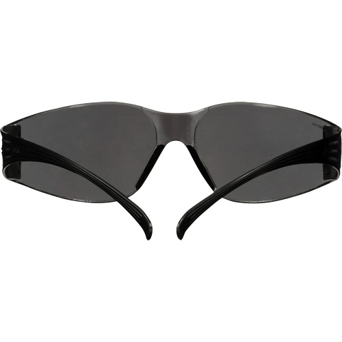 Lunettes de protection de s&eacute;rie 100 SecureFit, Lentille Gris, Antibu&eacute;e/Anti-&eacute;gratignures, ANSI Z87+/R&eacute;pond ou surpasse la norme CSA Z94.3 GTA Hardware Inc