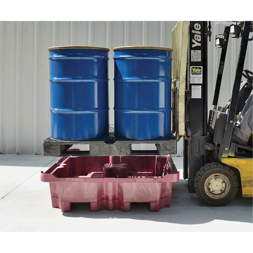 Ultra-Spill King palette de d&eacute;versement &agrave; pont plat, 4 barils, Capacit&eacute; de d&eacute;versement 85 gal. US, 51" x 51" x 17,5" GTA Hardware Inc
