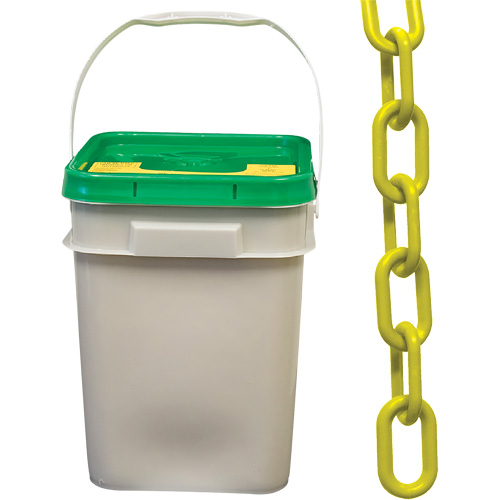 Chaîne de s&eacute;curit&eacute; en plastique robuste, Jaune, Maillon de 2", 120' de long GTA Hardware Inc