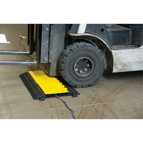 Polyurethane Cable Protector, 5 Channels, 35.43" L x 19.69" W x 2" H GTA Hardware Inc