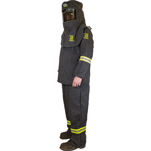 TCG Medium Arc Flash Suit Kit, 40 cal/cm² GTA Hardware Inc