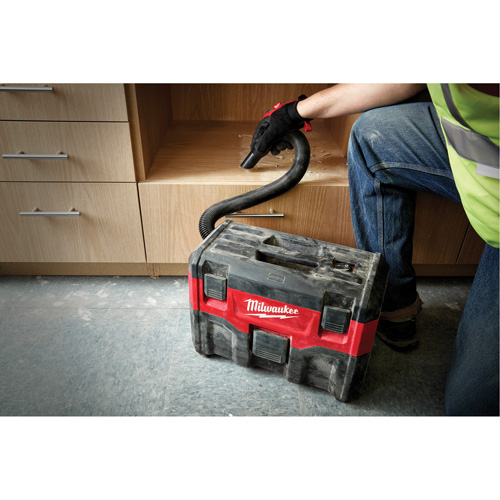 M18 Wet/Dry Vacuum (Tool Only), 18 V, 2 Gal. Capacity GTA Hardware Inc