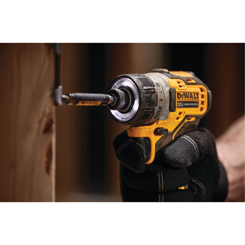 Tournevis &agrave; moteur sans balai Xtreme (outil seulement), 1/4", 12 V, 200 UWO couple max., Lithium-ion bloc-pile GTA Hardware Inc