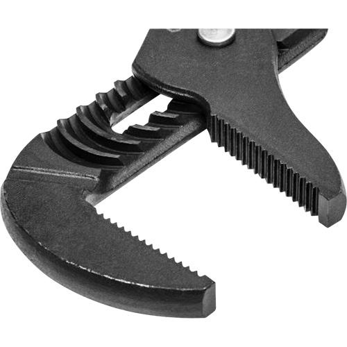 Pinces bouvet&eacute;es avec manche tremp&eacute; et m&acirc;choire droite, 16" GTA Hardware Inc