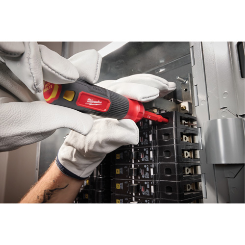 Tournevis &agrave; embouts interchangeables &agrave; tige articul&eacute;e isol&eacute; 1000 V, 2-en-1, 8-4/5" lo, Prise Coussin&eacute;e GTA Hardware Inc
