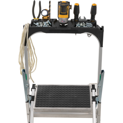 &eacute;chelle escabeau avec roues pivotantes, 4 marches, 44,25" x 22,13" x Hauteur 59" GTA Hardware Inc