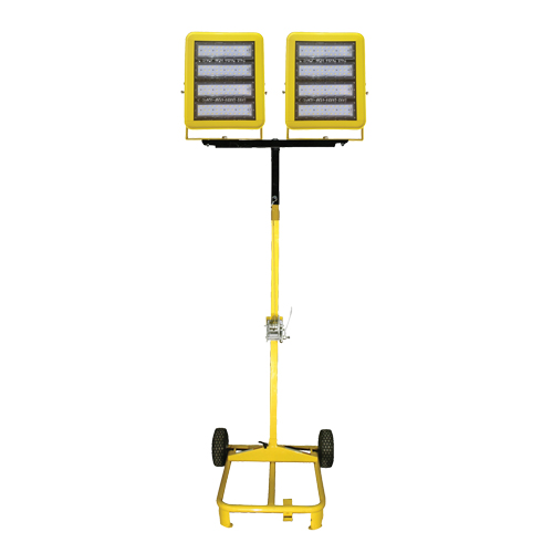 Chariot d'&eacute;clairage &agrave; deux t&ecirc;tes avec treuil, DEL, 400 W, 60 000 lumens, Boîtier en Aluminium GTA Hardware Inc