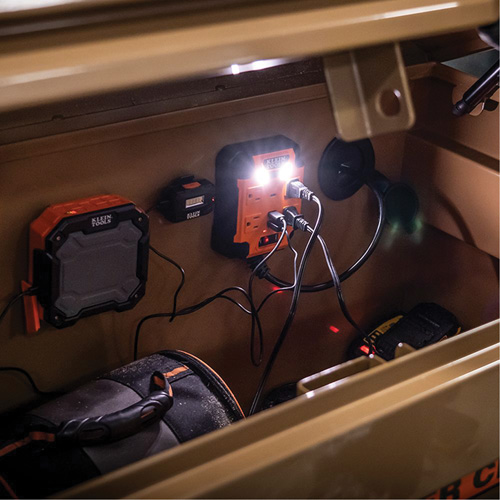 Bloc multiprise magn&eacute;tique Powerbox 1, 4 Prise(s), 5', 120 V GTA Hardware Inc