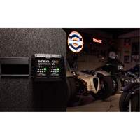 Chargeur de batterie 2 sorties de 4 A Genius 2X2 GTA Hardware Inc