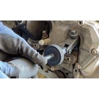 N&eacute;cessaire dextracteur dinjecteur diesel &agrave; 2 m&acirc;choires avec coffret GTA Hardware Inc