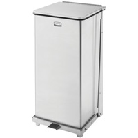 Corbeille &agrave; p&eacute;dale carr&eacute;e avec doublure Defenders, Acier inoxydable, Capacit&eacute; 13 gal. US GTA Hardware Inc