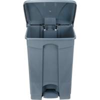 Poubelle &agrave; p&eacute;dale, Plastique, Capacit&eacute; 12 gal. US GTA Hardware Inc