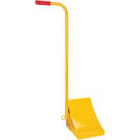 Ice Chock with Ergonomic Handle, Steel, Yellow, 8-1/16" W x 10-5/8" D x 8-13/16" H GTA Hardware Inc