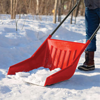 Yukon Sleigh Snow Shovel, 23-1/2" Blade Width GTA Hardware Inc