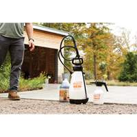 Industrial & Contractor Handheld Acid Sprayer, 50 oz. (1.5L) GTA Hardware Inc