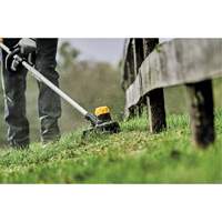 coupe-bordure sans fil Max*, 13", &agrave; pile, 20 V GTA Hardware Inc