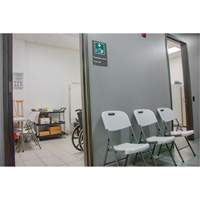 Folding Chairs, Polyethylene, White, 350 lbs. Weight Capacity GTA Hardware Inc