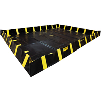 QuickBerm&reg; Containment Berm with Inside Wall Supports, 1435 US gal. Capacity, 12' W x 16' L x 12" H, Snap-Up Bracket GTA Hardware Inc