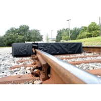 Ultra-Track Berm, 144 US gal. Capacity, 4' W x 6' L x 12" H, Foam Wall GTA Hardware Inc