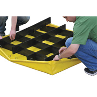 Ultra-Spill Pallet flexible, 4 barils, Capacit&eacute; de d&eacute;versement 66 gal. US, 48" x 48" x 7" GTA Hardware Inc