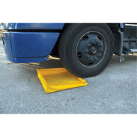 Flexible Ultra-Utility Tray&reg;, 42" L x 42" W x 4.8" H, 18 US gal. Spill Capacity GTA Hardware Inc