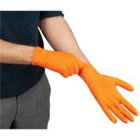 Gants d'examen de poids lourd &agrave; prise tactile, Petit, Nitrile, 8 mils, Sans poudre, Orange GTA Hardware Inc