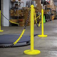 Chaîne de barri&egrave;re en plastique &agrave; deux couleurs, Vert/Blanc, Maillon de 2", 500' de long GTA Hardware Inc