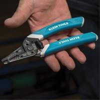 Pince &agrave; d&eacute;nuder Klein-Kurve GTA Hardware Inc