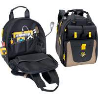 Sac &agrave; dos avec prises de recharge pour appareils &eacute;lectroniques, 15" lo x 10-1/2" la, Noir, Polyester GTA Hardware Inc