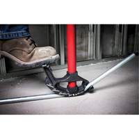 Machine &agrave; plier les conduits en fer GTA Hardware Inc