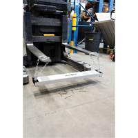 Balais de cour magn&eacute;tique, 36" la GTA Hardware Inc