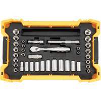 Jeu d'outils 3/8" & 1/2" pour m&eacute;canicien avec plateau & couvercle TOUGHSYSTEM 2.0 GTA Hardware Inc